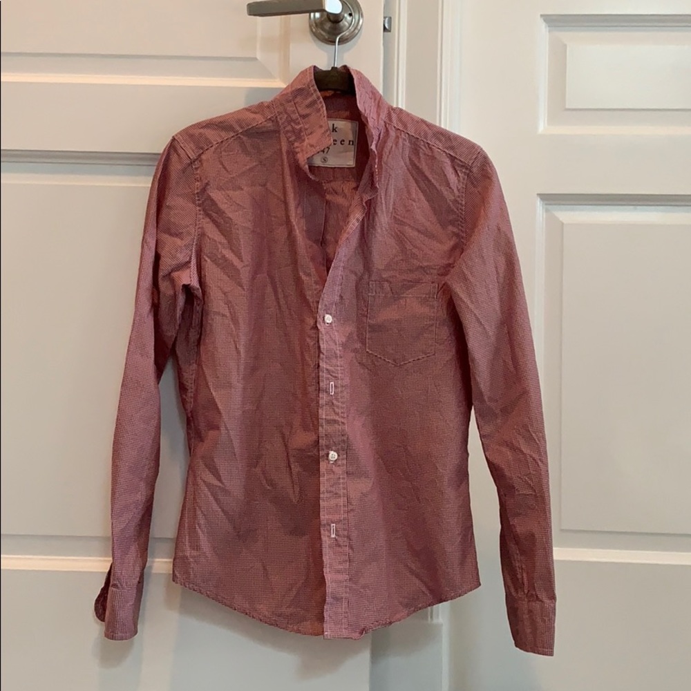 Frank and Eileen crinkle cotton button down